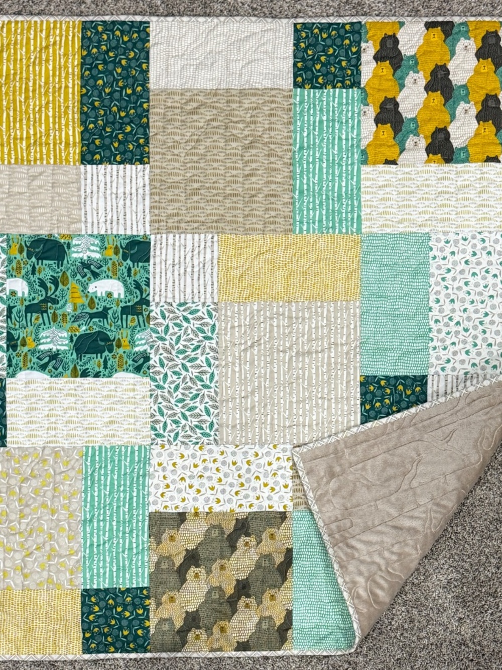 Baby Boy Quilt Handmade Blanket Bears Animal Minky Cuddle Back 41"x41" Green Tan